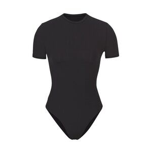 SKIMS Fit Everybody Tshirt Bodysuit
